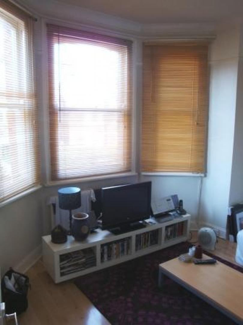 			1 Bedroom, 1 bath, 1 reception Flat			 St.Pauls Avenue, WILLESDEN GREEN